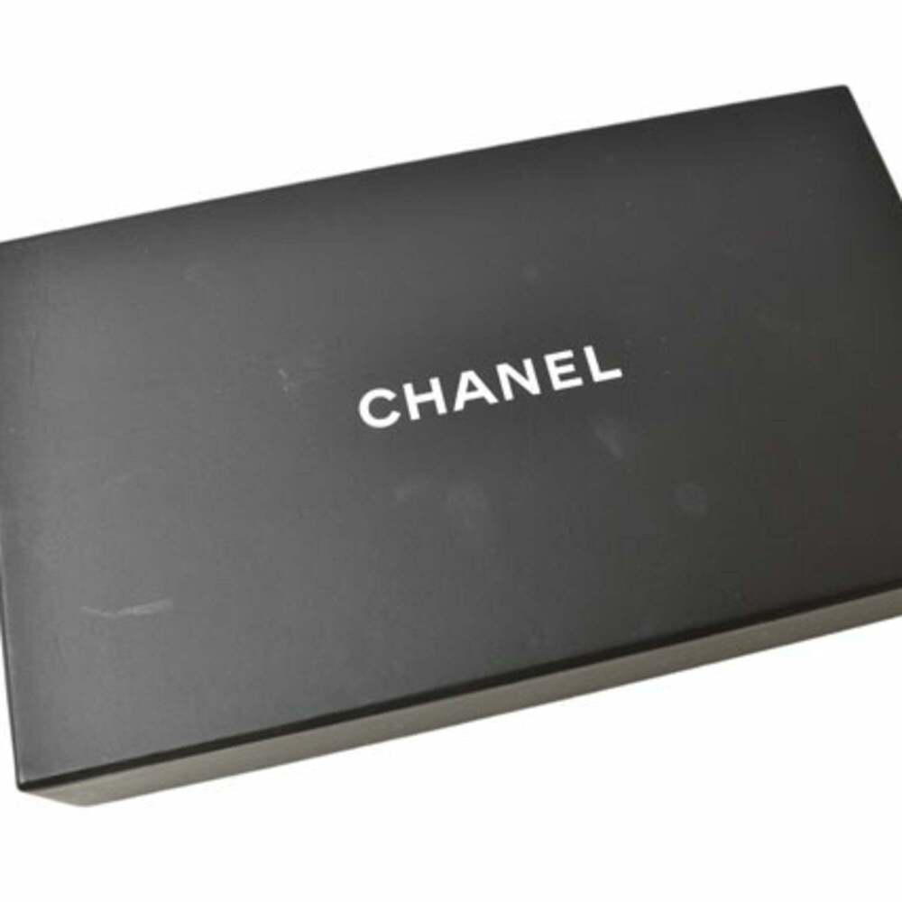 CHANEL Black Wallet - Picture 15 of 16